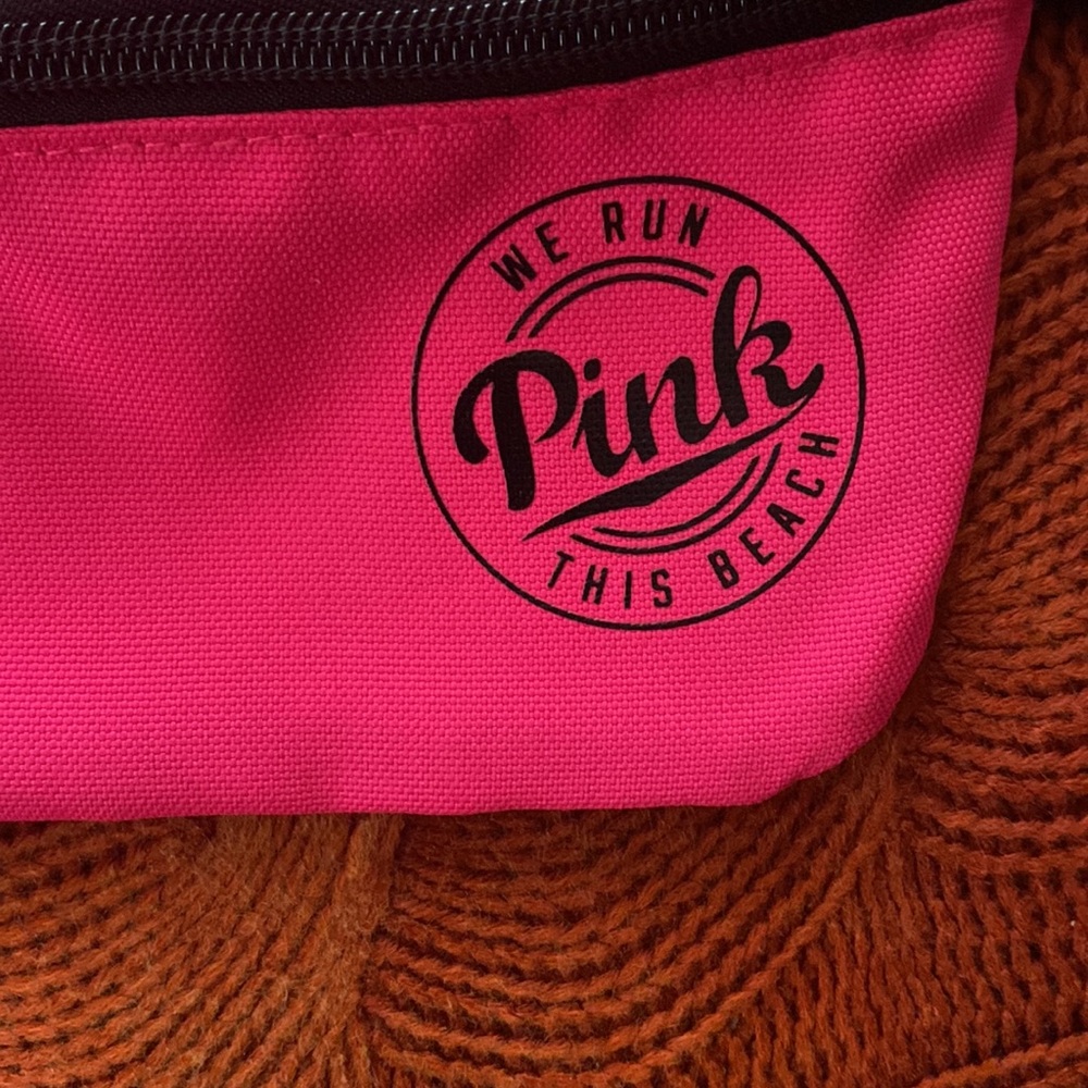 Pink Fanny pack - Picture 2 of 6